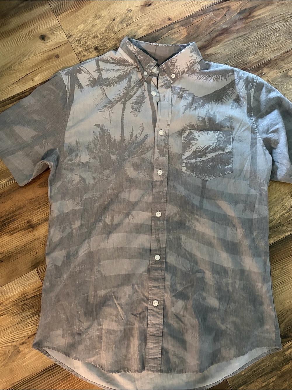 Tony Hawk Light Gray Short-Sleeve Button-Down with Palm Print